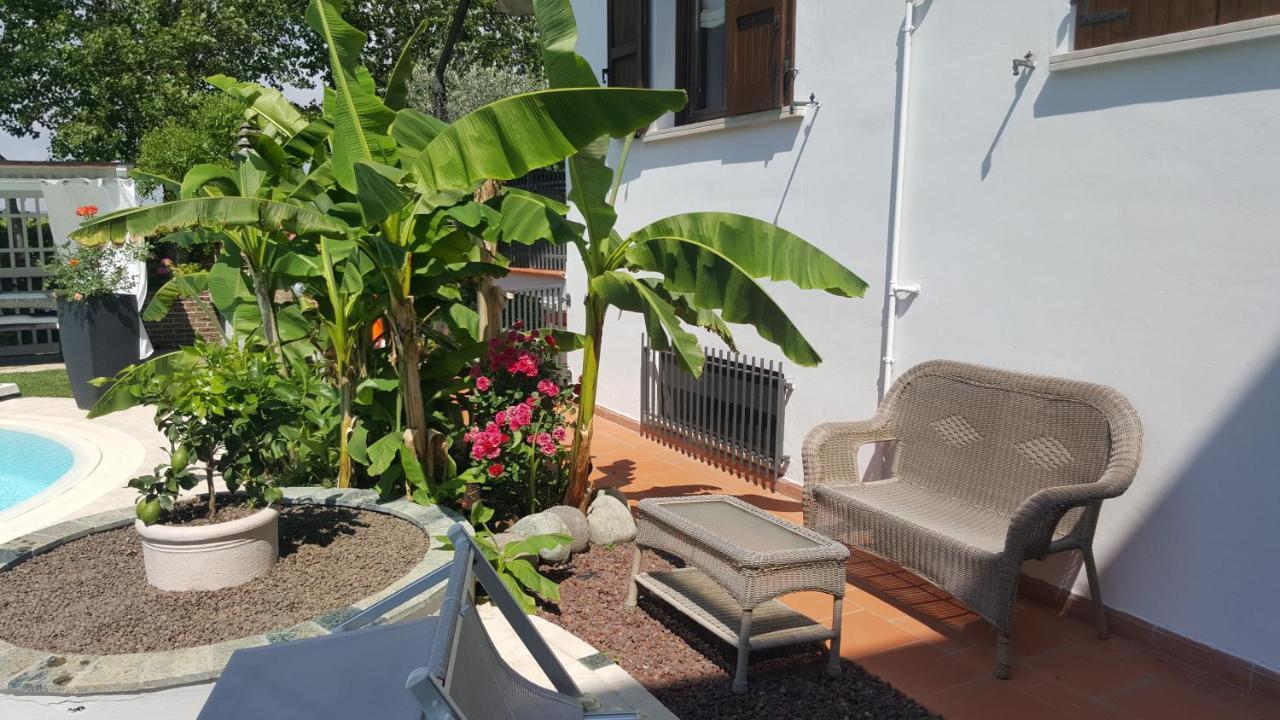 B&B Casa Gaia - ซีร์มิโอเน ภายนอก รูปภาพ